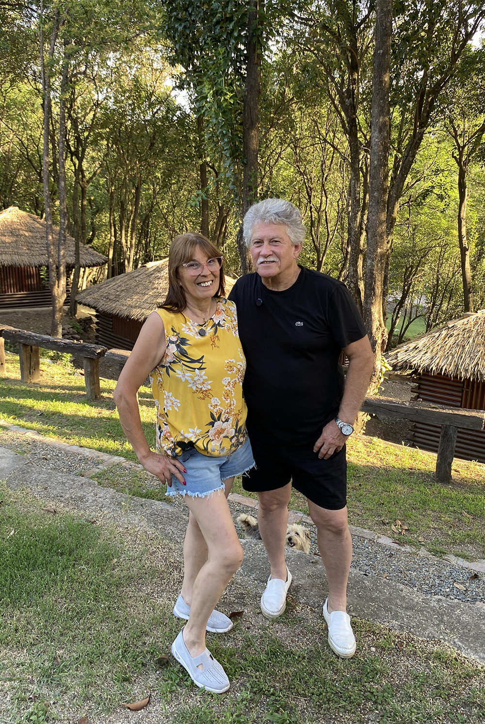 eleonora y miguel directores del albergue serrano para campamentos cordoba